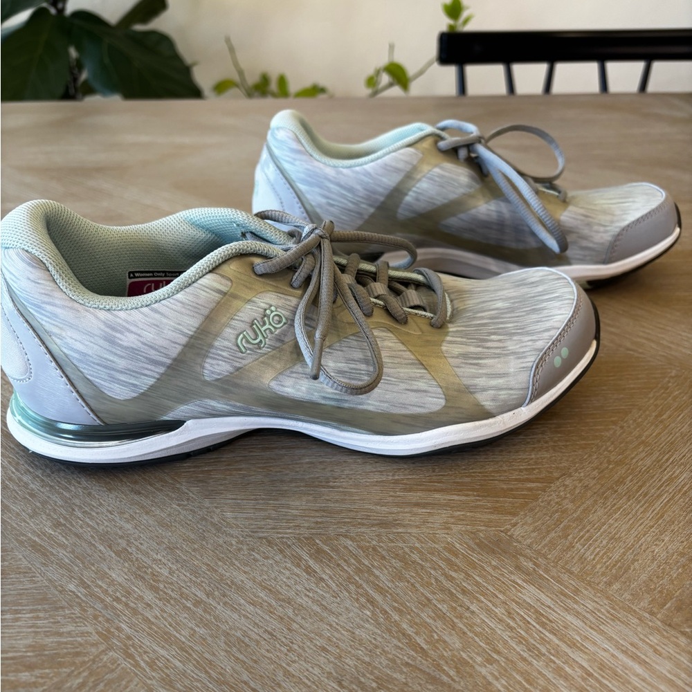 Ryka Grafik training shoes size 7 - Picture 2 of 6